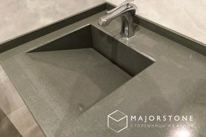Столешница для ванной из искусственного камня